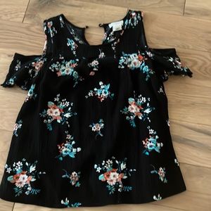 Girls off shoulder floral top